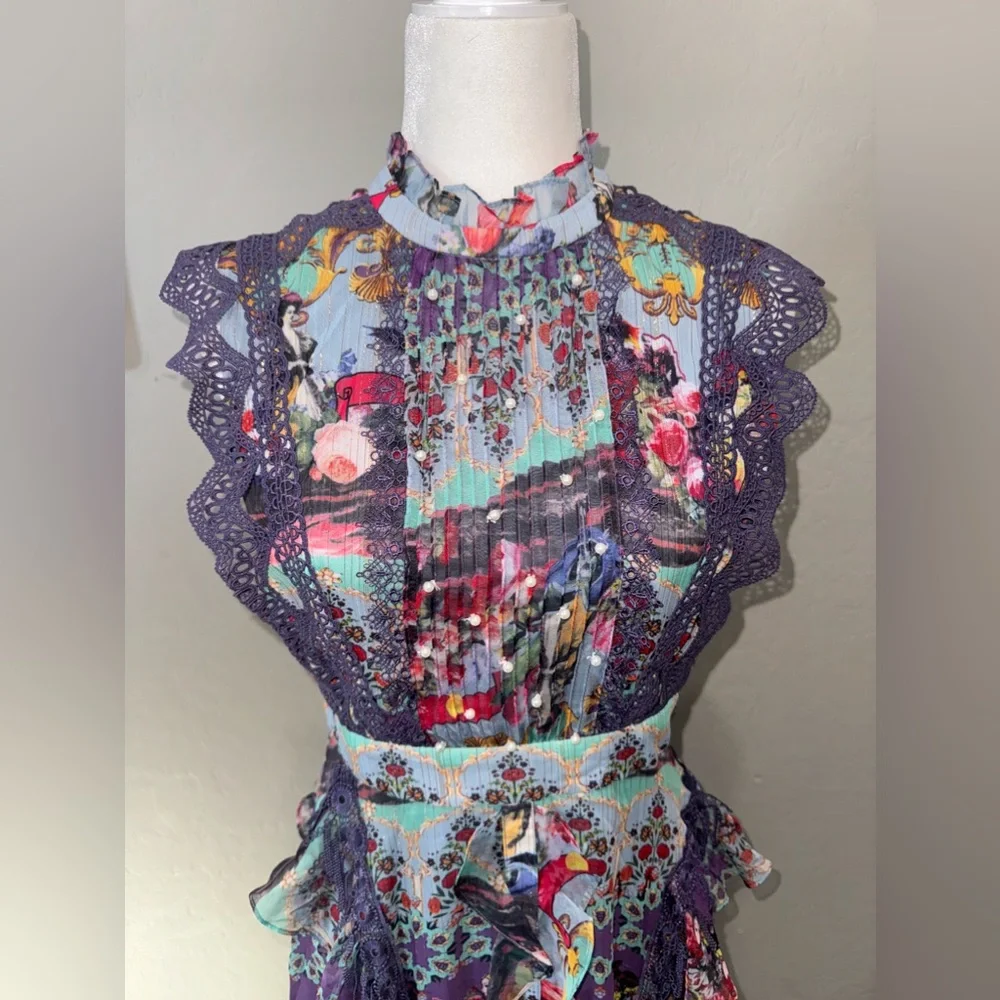 Patterned Dress - Picture 2 of 6